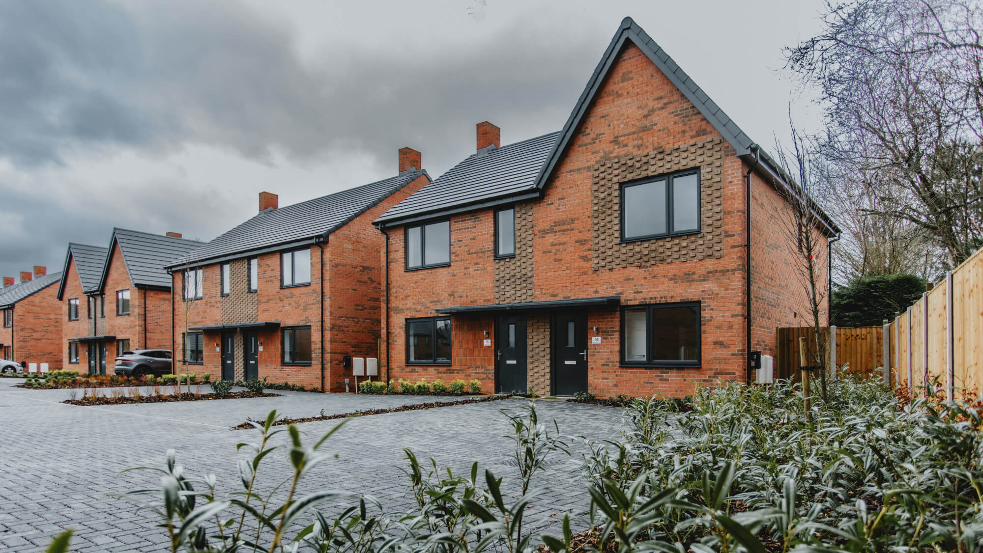 Court yard warwick road house